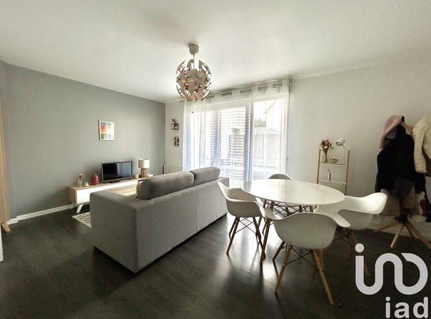 Vaires-sur-Marne, Île-de-France 77360