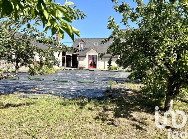 Méral, Pays de la Loire 53230