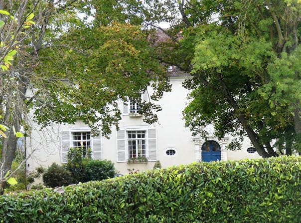 Joigny, Burgundy 89300