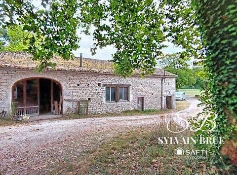 Montcuq-En-Quercy-Blanc, Midi-Pyrénées 46800