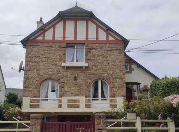 Tréguier, Brittany 22220