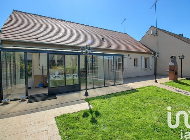 Puiseaux, Centre-Val de Loire 45390