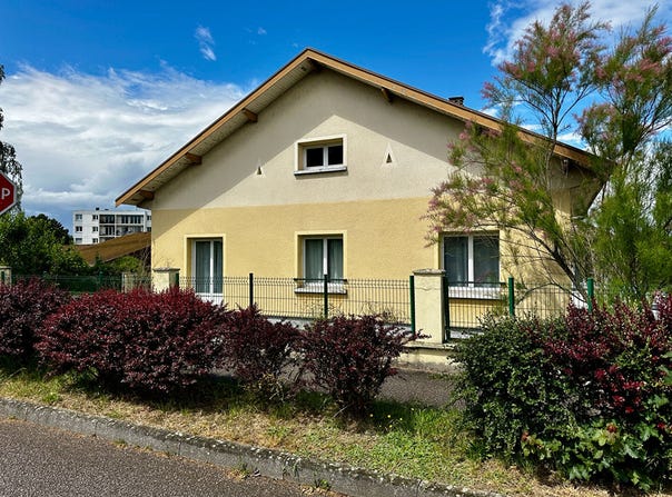 CHARMES, Grand Est 88130