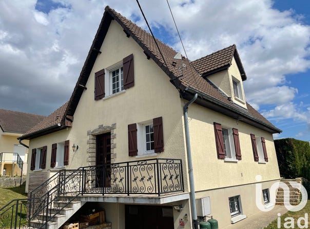 Montmirail, Grand Est 51210