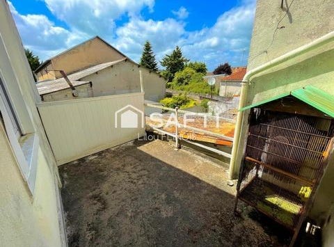 Parthenay, Poitou-Charentes 79200