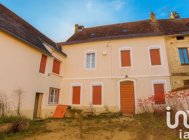 Landreville, Grand Est 10110
