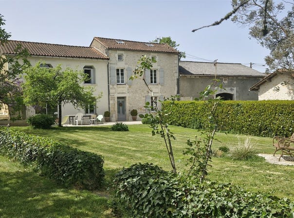 Bunzac, Poitou-Charentes 16110
