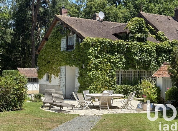 La Haye-du-Theil, Normandy 27370