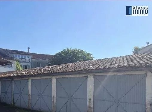 Saintes, Charente-Maritime 17100