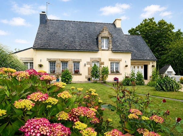 Coëtlogon, Brittany 22210