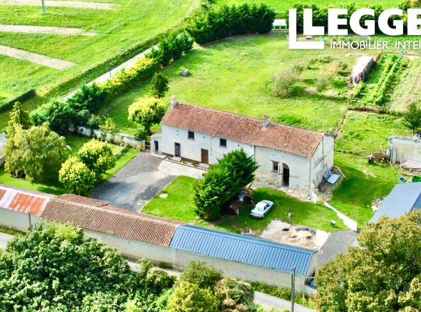 Monts-sur-Guesnes, Nouvelle-Aquitaine 86420