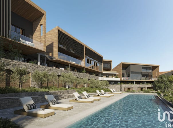 CHÂTEAUNEUF-GRASSE, Provence-Alpes-Côte d'Azur 06740