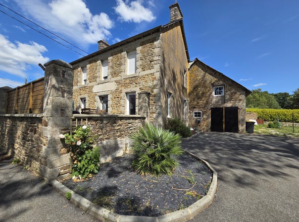 Loudéac, Brittany 22600