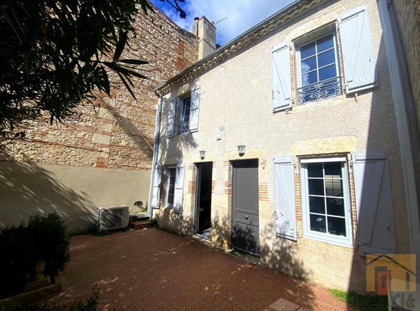 Agen, Aquitaine 47000