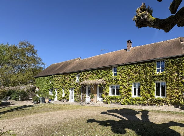 Pacy-sur-Eure, Upper Normandy 27120