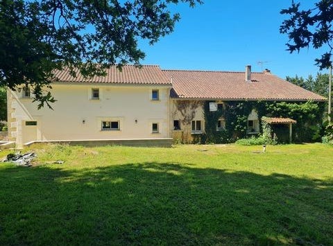 Saint-Angeau, Charente