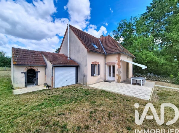Neuilly-Le-Réal, Auvergne-Rhône-Alpes 03340
