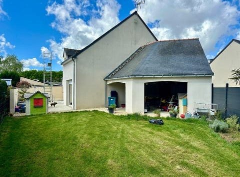 VIVY, Pays de la Loire 49680