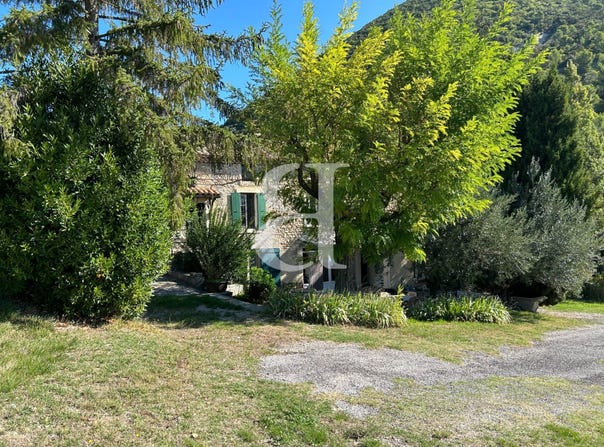 Nyons, Rhône-Alpes 26110