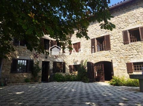 Bellevue-La-Montagne, Auvergne 43350