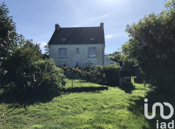 Brennilis, Brittany 29690