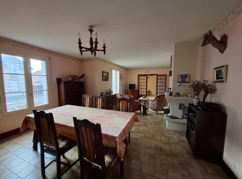 Chateau-Gontier, Pays de la Loire 53200