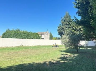 Salon-De-Provence, Provence-Alpes-Côte d'Azur 13300