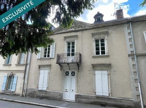 Laval, Pays de la Loire 53000