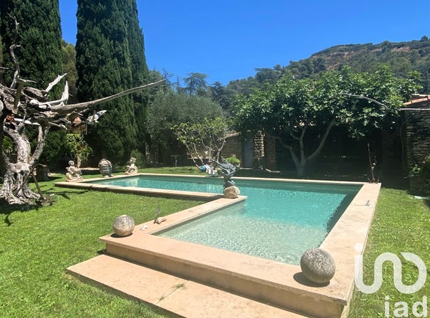 L'Isle-sur-la-Sorgue, Provence-Alpes-Côte d'Azur 84800