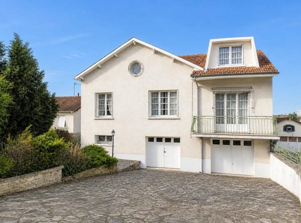 Poitiers, Nouvelle-Aquitaine 86000