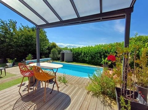 Saint-Bonnet-Sur-Gironde, Charente-Maritime