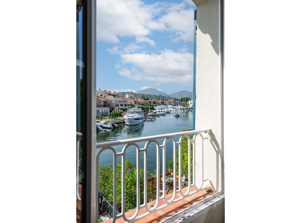 PORT GRIMAUD, Provence-Alpes-Côte d'Azur 83310