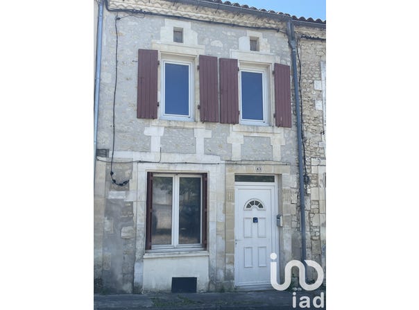 Baignes-Sainte-Radegonde, Nouvelle-Aquitaine 16360