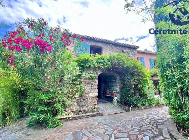 Reynès, Languedoc-Roussillon 66400