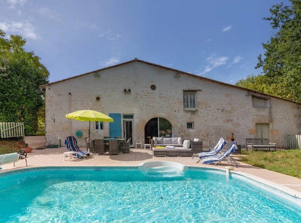 Jonzac, Poitou-Charentes 17500