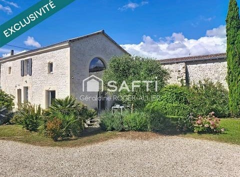 Jonzac, Poitou-Charentes 17500