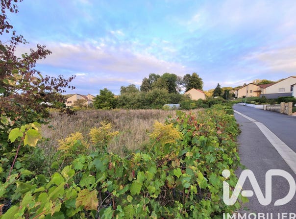Corny-sur-Moselle, Grand Est 57680