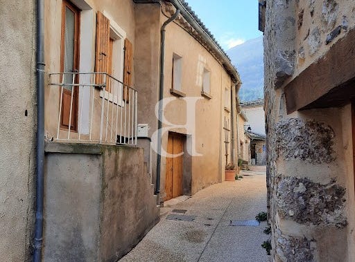 Montréal-les-Sources, Auvergne-Rhône-Alpes 26510