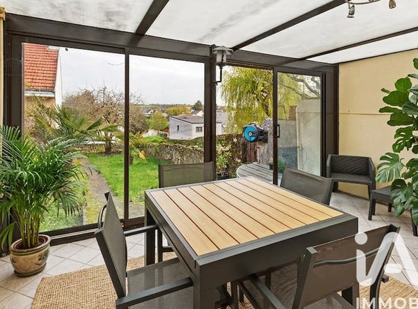 Indre, Pays de la Loire 44610