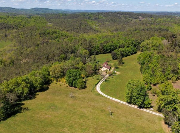 Gourdon, Lot 46300