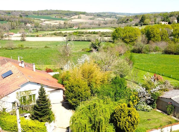 Montmoreau-Saint-Cybard, Poitou-Charentes 16190