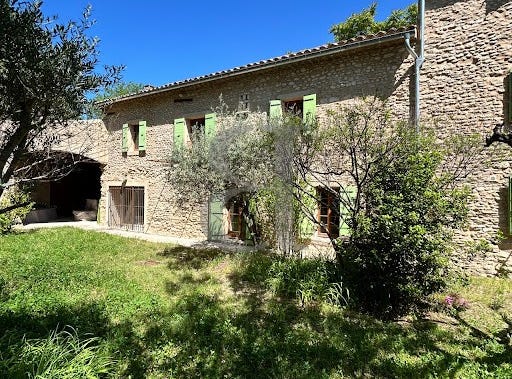 Cabrières-d'Avignon, Provence-Alpes-Côte d'Azur 84220