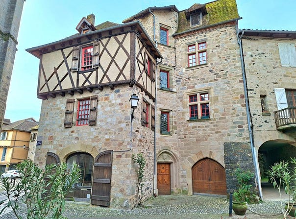 Beaulieu-sur-Dordogne, Limousin 19120