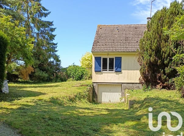 Treis-Sants-en-Ouche, Normandy 27300