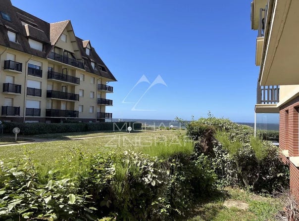 Cabourg, Normandy 14390