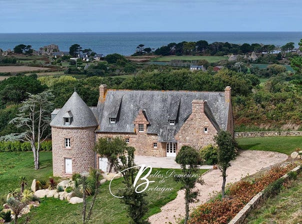 Plougrescant, Brittany 22820