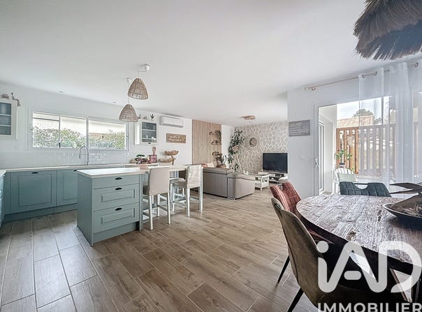 Salles, Nouvelle-Aquitaine 33770