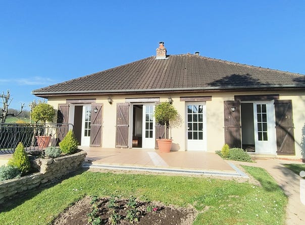 Villemoyenne, Grand Est 10260