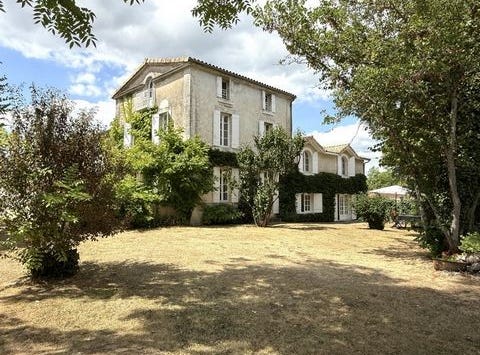 RIBERAC, Aquitaine 24600