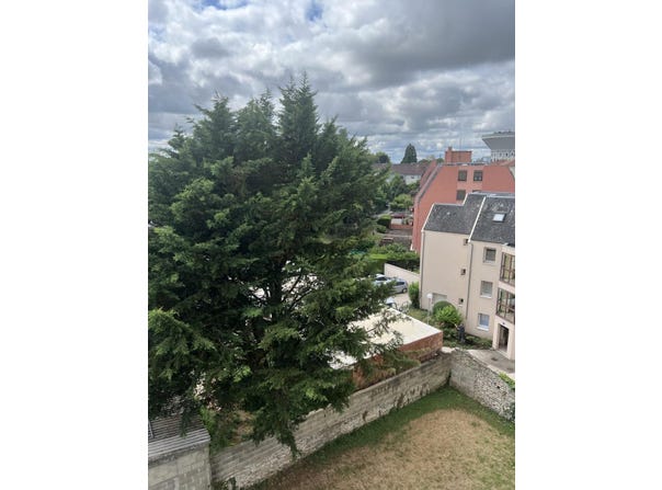 CHALON SUR SAONE, Bourgogne-Franche-Comté 71100